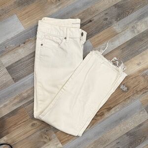 Old Navy Off-White Cropped Jeans